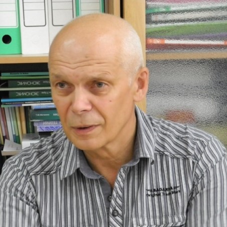 apolonskiy.jpg